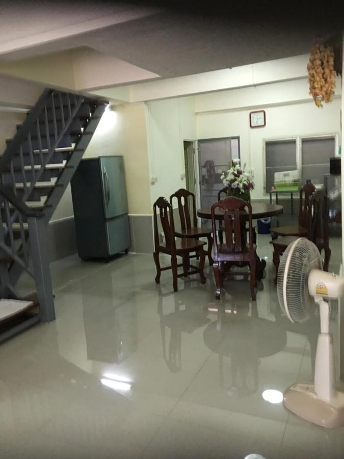 Baan Suan Resort2345 Ban Nong Waeng  エクステリア 写真