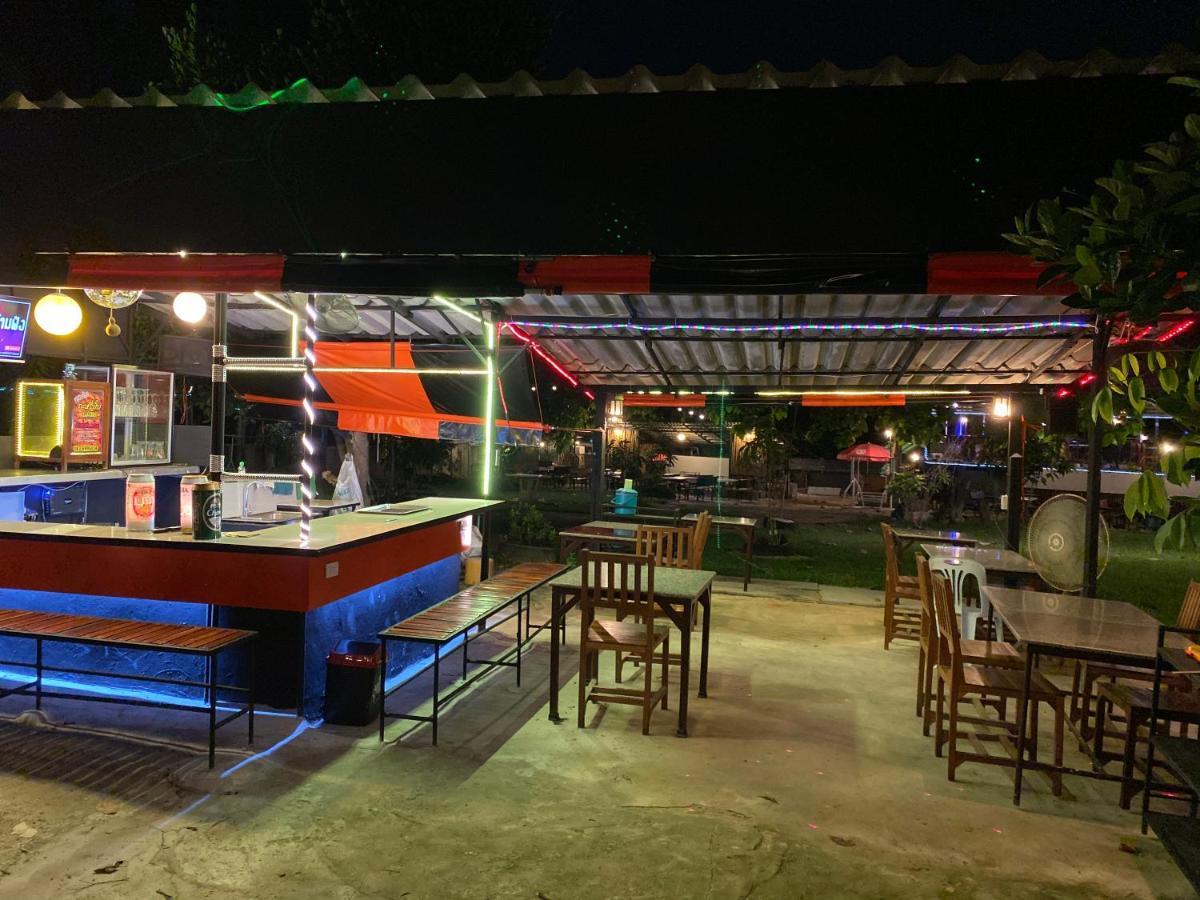 Baan Suan Resort2345 Ban Nong Waeng  エクステリア 写真